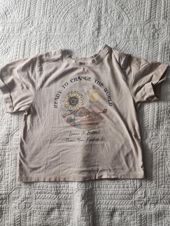 Tops - Graphic Tee - Ready to Change the World - Beige